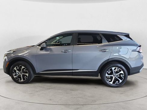 Used 2024 Kia Sportage EX AWD/4WD image 8
