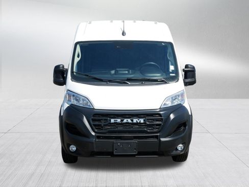 Used 2025 RAM ProMaster 2500 w/ Convenience Group FWD image 2