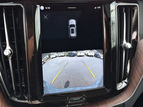Certified 2023 Volvo XC60 B5 Plus w/ Climate Package AWD/4WD image 20