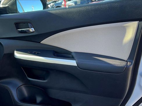 Used 2016 Honda CR-V Touring image 20