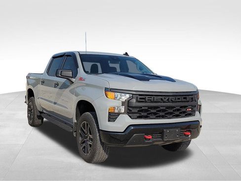 Used 2024 Chevrolet Silverado 1500 Custom Trail Boss AWD/4WD image 1