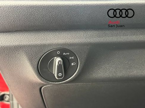 Used 2022 Volkswagen Jetta SE w/ Panoramic Sunroof Package FWD image 31