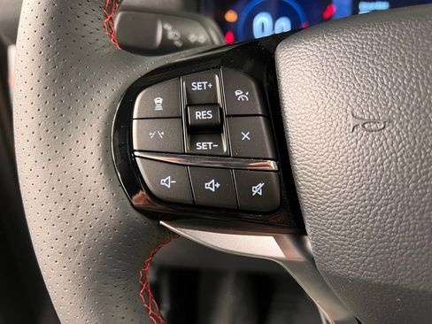 New 2026 Ford Explorer ST-Line w/ ST-Line Street Pack AWD/4WD image 17