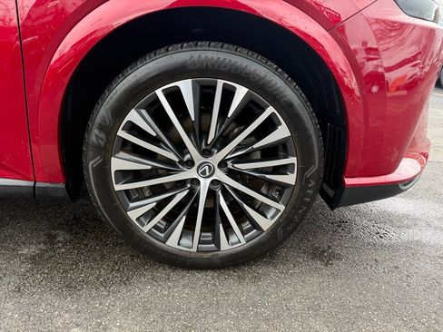 Used 2024 Lexus RX 350 350h Premium Plus w/ Convenience Package image 26