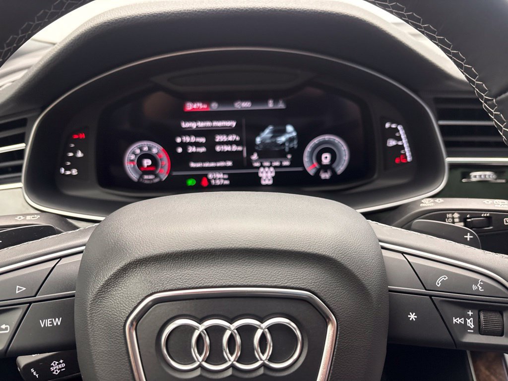 Used 2026 Audi Q7 3.0T Premium AWD/4WD image 33