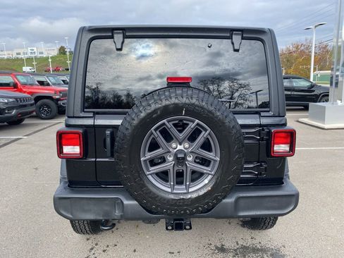 New 2026 Jeep Wrangler Unlimited Sport AWD/4WD image 4