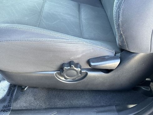 Used 2018 Toyota Tacoma TRD Sport w/ Technology Package RWD image 14