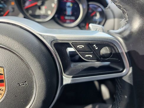 Used 2017 Porsche Cayenne image 24