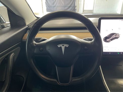 Used 2019 Tesla Model 3 Long Range image 21