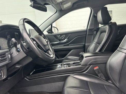 Certified 2020 Lincoln Corsair FWD image 8