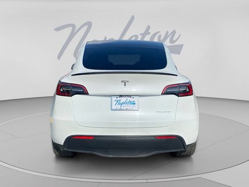 Used 2022 Tesla Model Y Long Range AWD/4WD image 7