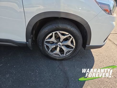 Used 2019 Subaru Forester Premium AWD/4WD image 20