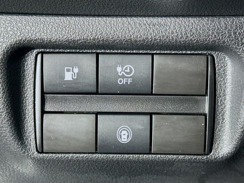 Used 2023 Nissan Leaf S image 17