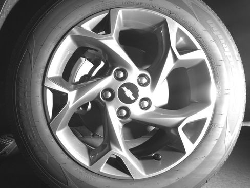 Used 2025 Chevrolet Trax LT image 12