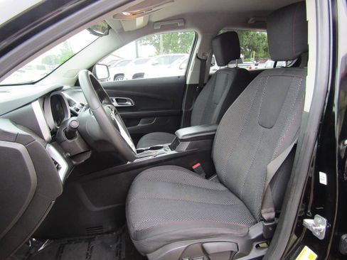 Used 2017 Chevrolet Equinox LT FWD image 8