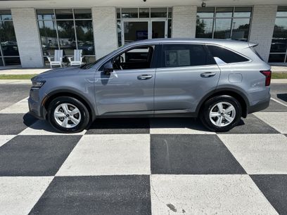 Used 2023 Kia Sorento LX