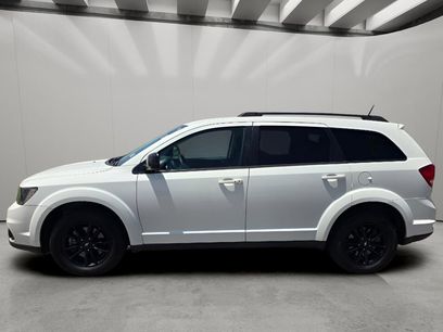 Used 2019 Dodge Journey SE w/ Blacktop Package