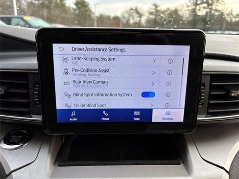 Used 2022 Ford Explorer XLT w/ Equipment Group 202A image 25