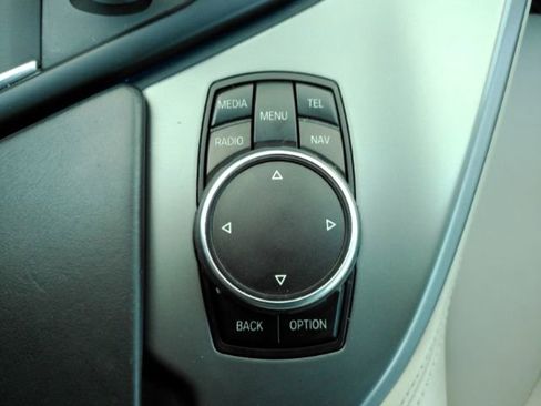 Used 2015 BMW i8 Base image 45