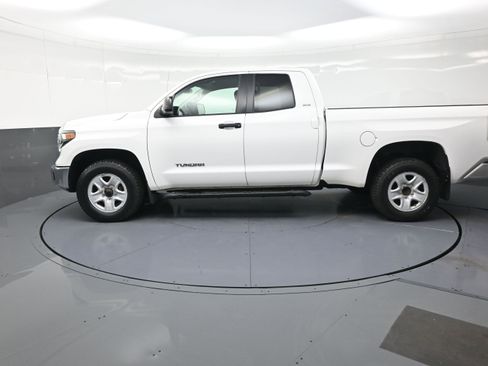 Used 2018 Toyota Tundra SR5 image 6