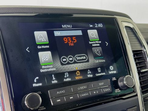 Used 2021 Nissan Titan SV w/ SV Convenience Package image 25