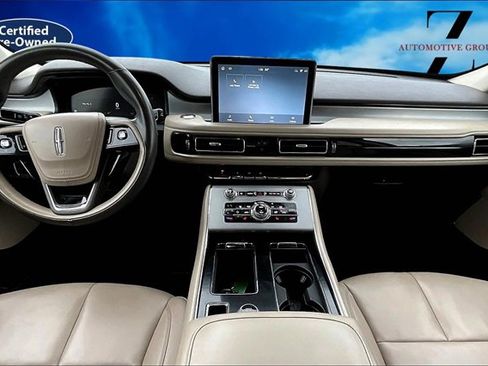 Used 2020 Lincoln Aviator 2WD image 16