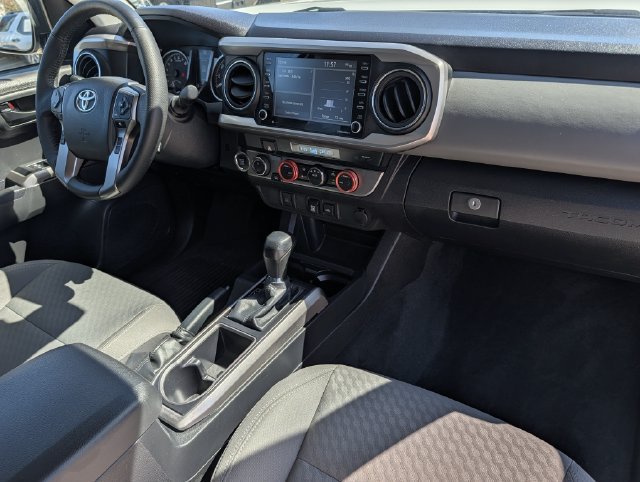 Used 2023 Toyota Tacoma SR5 AWD/4WD image 31