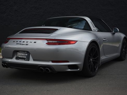 Used 2018 Porsche 911 Targa 4S AWD/4WD image 7
