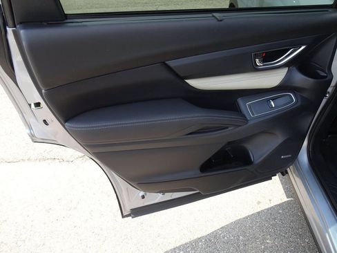 Used 2019 Subaru Ascent Limited w/ Popular Package #2 AWD/4WD image 15