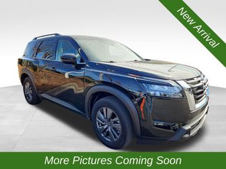 Used 2024 Nissan Pathfinder SV 360° Tour