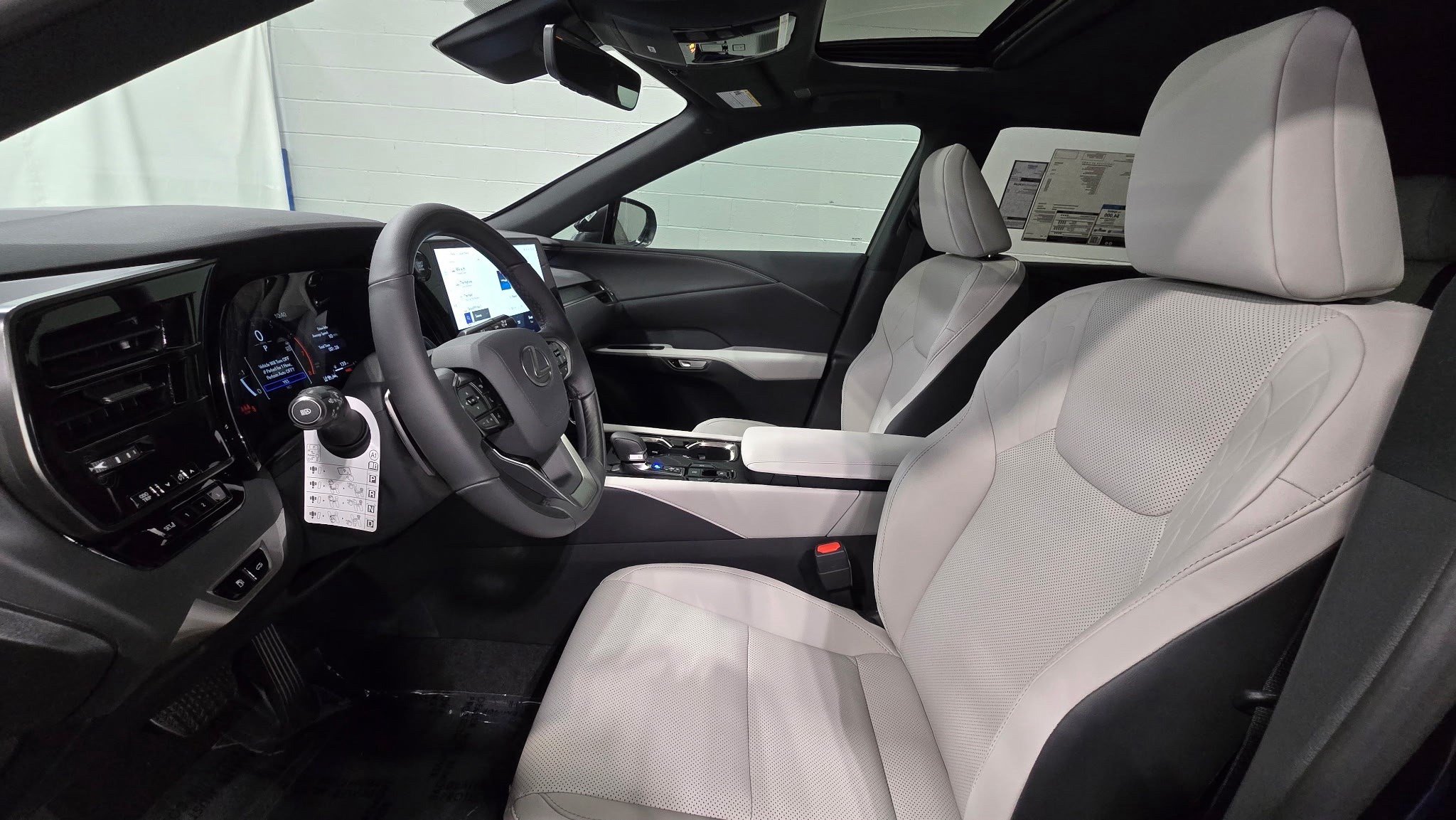 New 2026 Lexus RX 350 Premium w/ Convenience Package FWD image 29