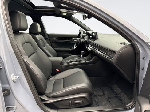 Used 2022 Honda Civic Sport Touring image 19