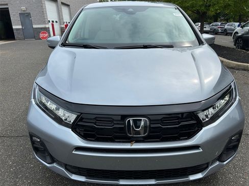 New 2026 Honda Odyssey Touring image 25