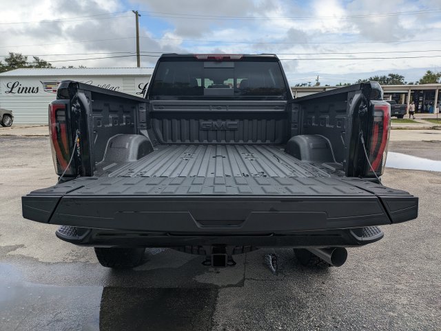 New 2026 GMC Sierra 2500 AT4X AWD/4WD image 13