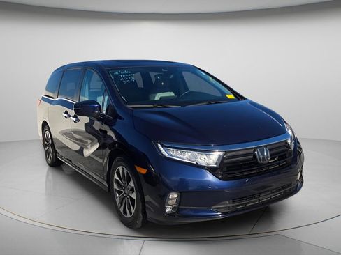 Used 2023 Honda Odyssey EX-L image 4