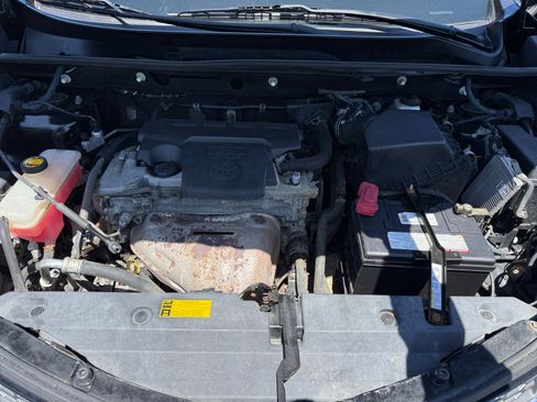 Used 2013 Toyota RAV4 LE AWD/4WD image 20