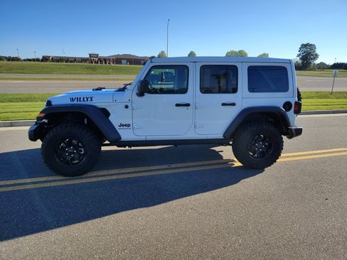 New 2025 Jeep Wrangler Willys image 5
