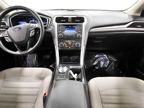 Used 2018 Ford Fusion S FWD image 3