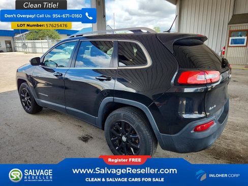 Used 2014 Jeep Cherokee Latitude w/ Comfort/Convenience Group AWD/4WD image 3