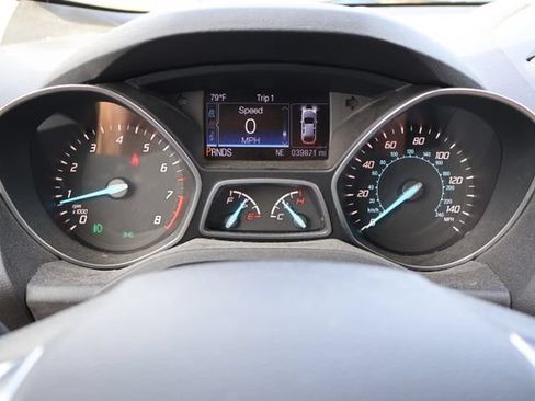 Used 2015 Ford Escape Titanium AWD/4WD image 10