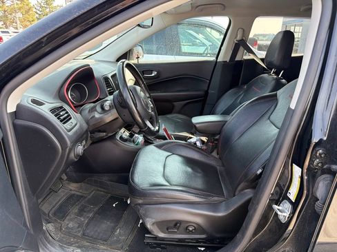 Used 2020 Jeep Compass Trailhawk w/ Leather Interior Group AWD/4WD image 2