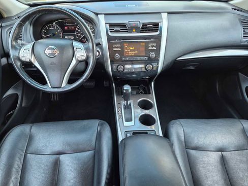 Used 2013 Nissan Altima 2.5 SL FWD image 13