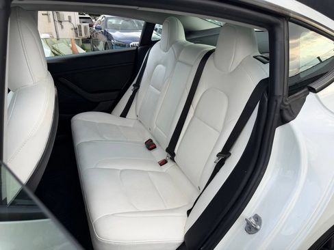 Used 2022 Tesla Model 3 RWD image 14