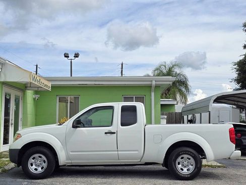 Used 2019 Nissan Frontier S image 5