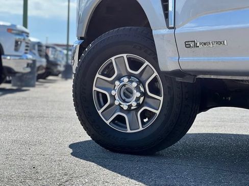Used 2024 Ford F250 Lariat AWD/4WD image 13