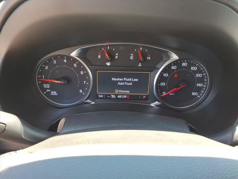 Used 2023 GMC Terrain SLT w/ Infotainment Package II AWD/4WD image 27