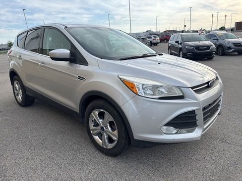 Used 2015 Ford Escape SE FWD image 4