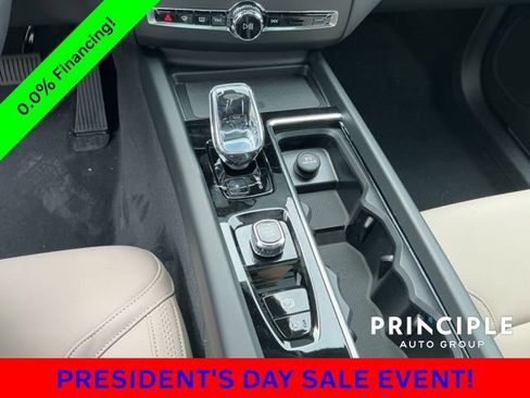 New 2026 Volvo XC60 B5 Core image 19