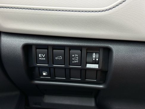 New 2026 Subaru Forester Touring AWD/4WD image 17