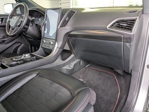 Used 2024 Ford Edge ST-Line image 31